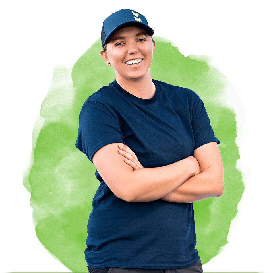 Headshot of Ali a team member at Parachute Ottawa skydiving center