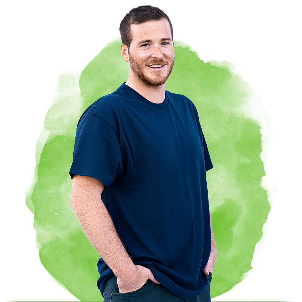 Headshot of Mathieu a team member at Parachute Ottawa skydiving center